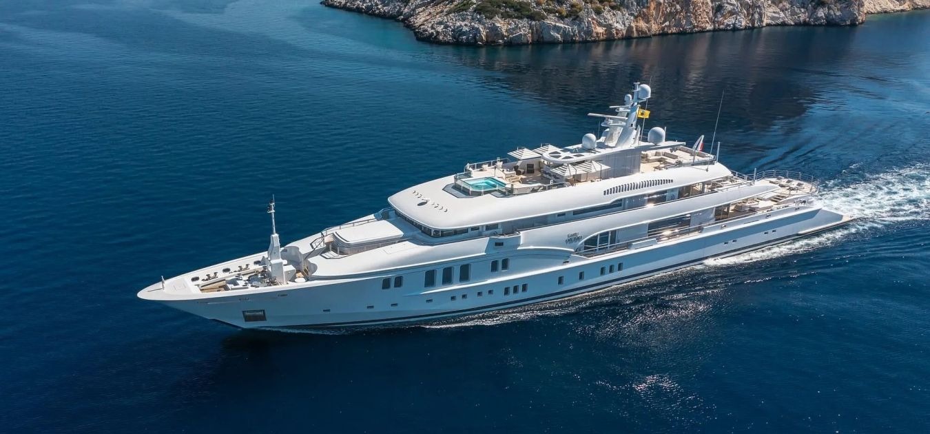 imgi_115_lady-vera-yacht-06-master-3-1350-630