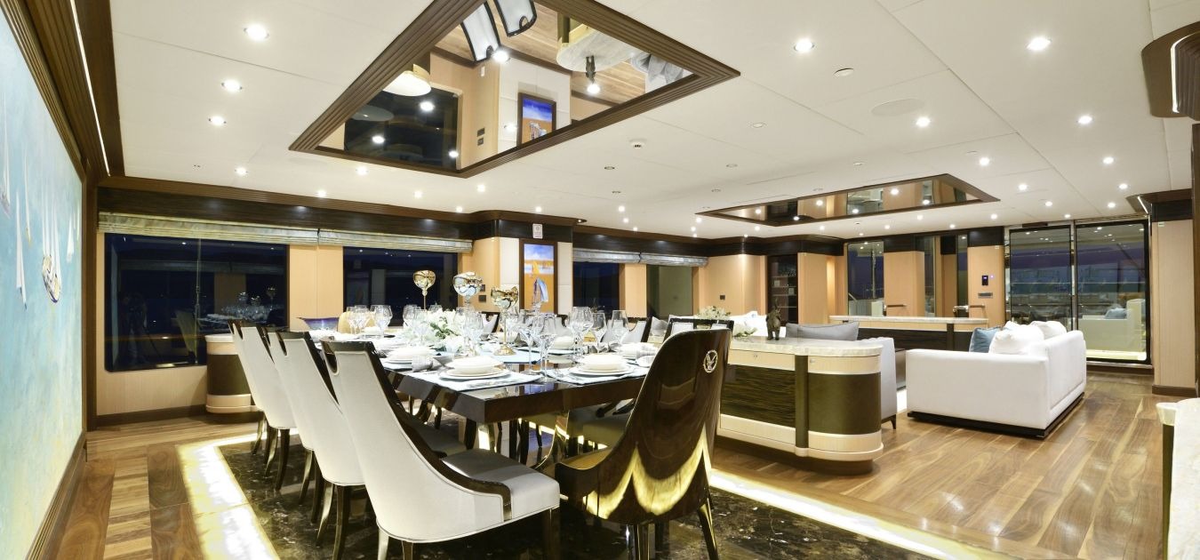 imgi_120_meira-luxury-yacht-master-2-1350-630