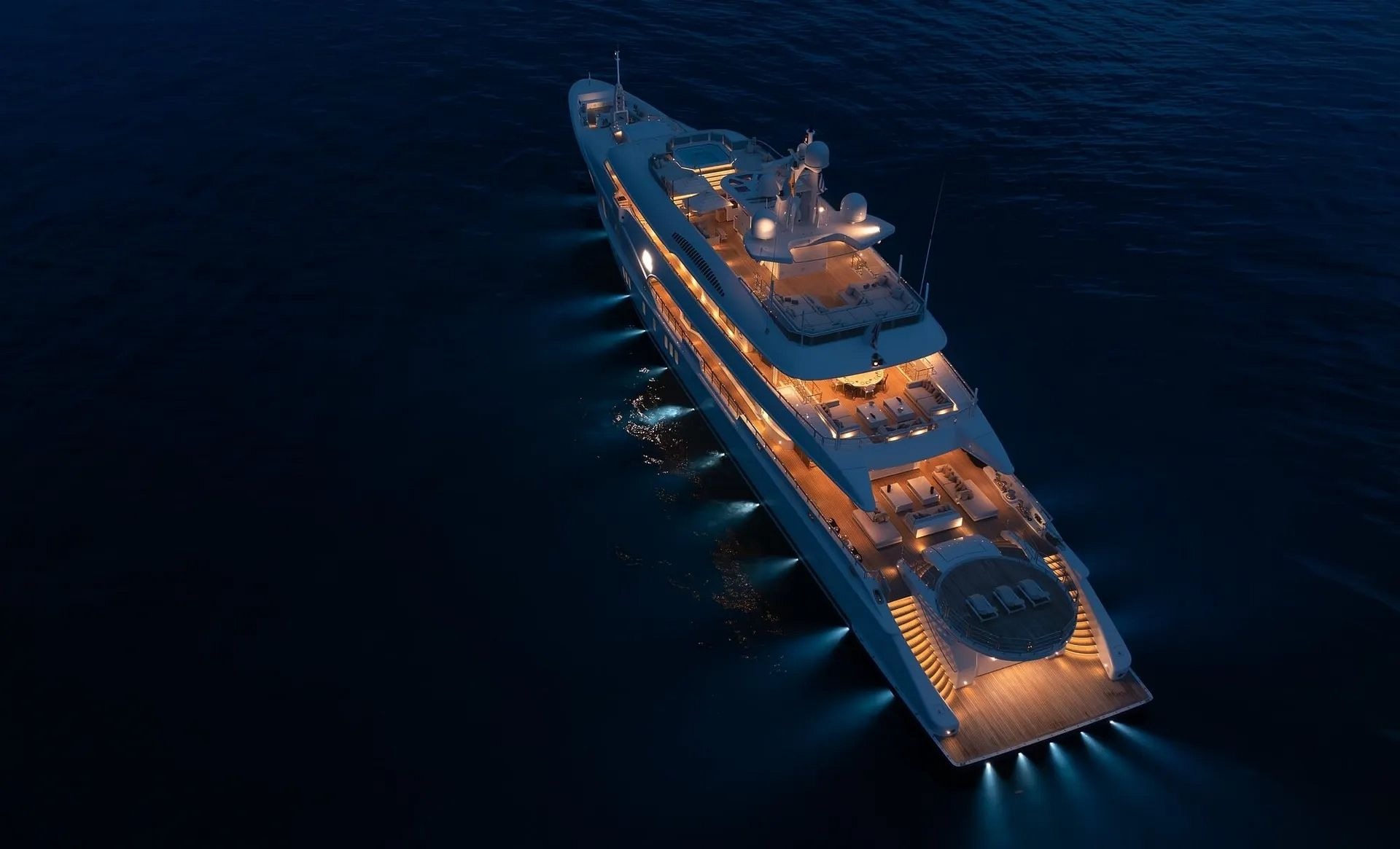 imgi_127_lady-vera-yacht-13-master-2