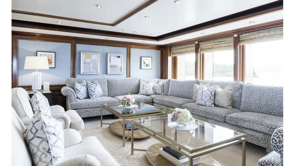 imgi_13_titania-super-yacht-9-1024-576