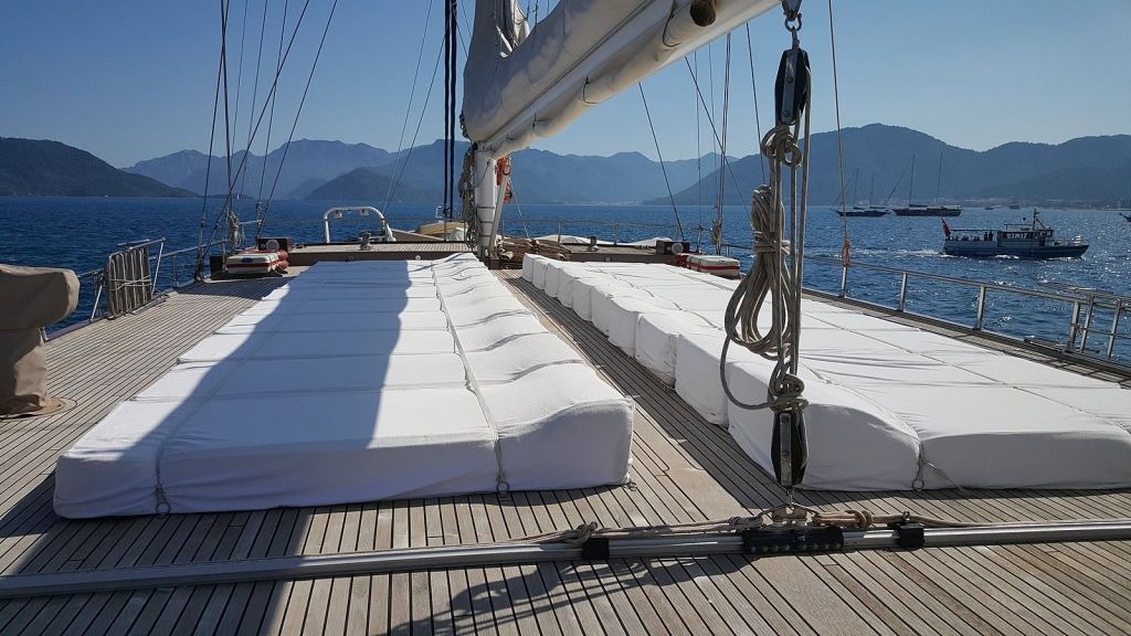 imgi_28_sea-dream-luxury-gulet-charter-111-1024-576