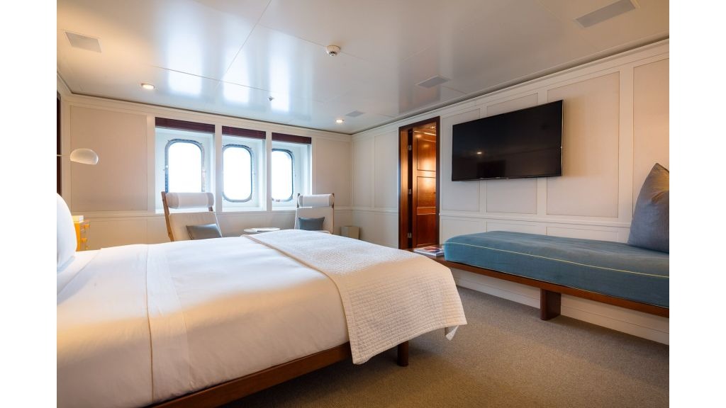 imgi_32_hbc-032-1024-576