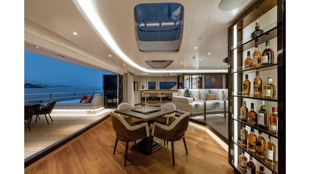 imgi_32_victorious-yacht-26-1024-576