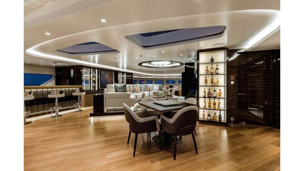 imgi_33_victorious-yacht-25-1024-576