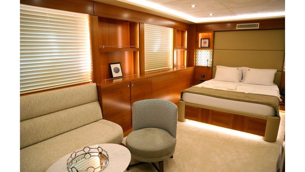 imgi_38_aresteas-luxury-motor-sailer-53-1024-576