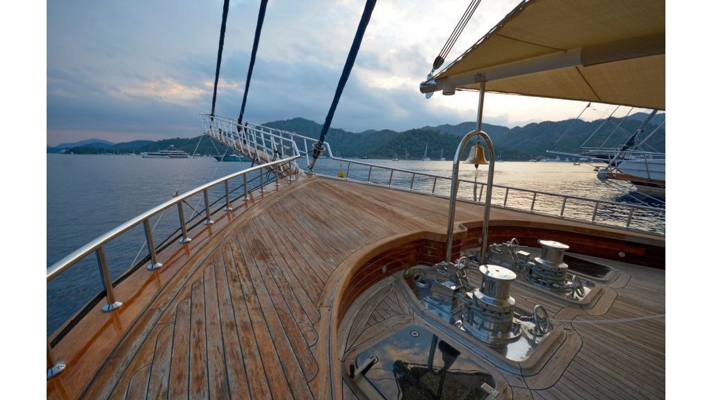 imgi_49_admiral-8-1-1024-576