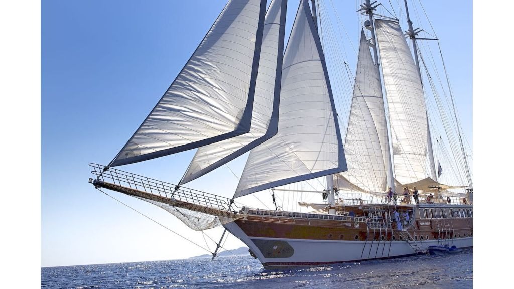 imgi_4_grand-admiral-gulet-1-1024-576