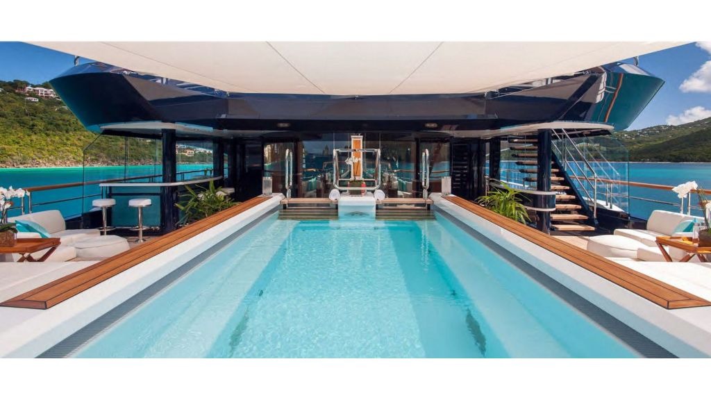 imgi_58_solandge-super-yacht30-1024-576