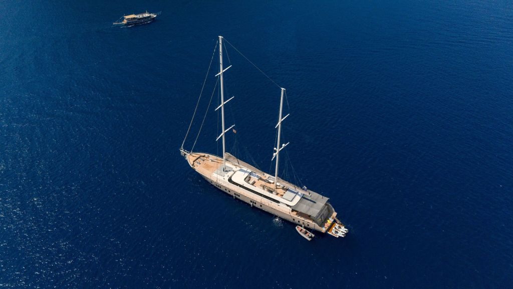 imgi_67_de-love-047-1024-576