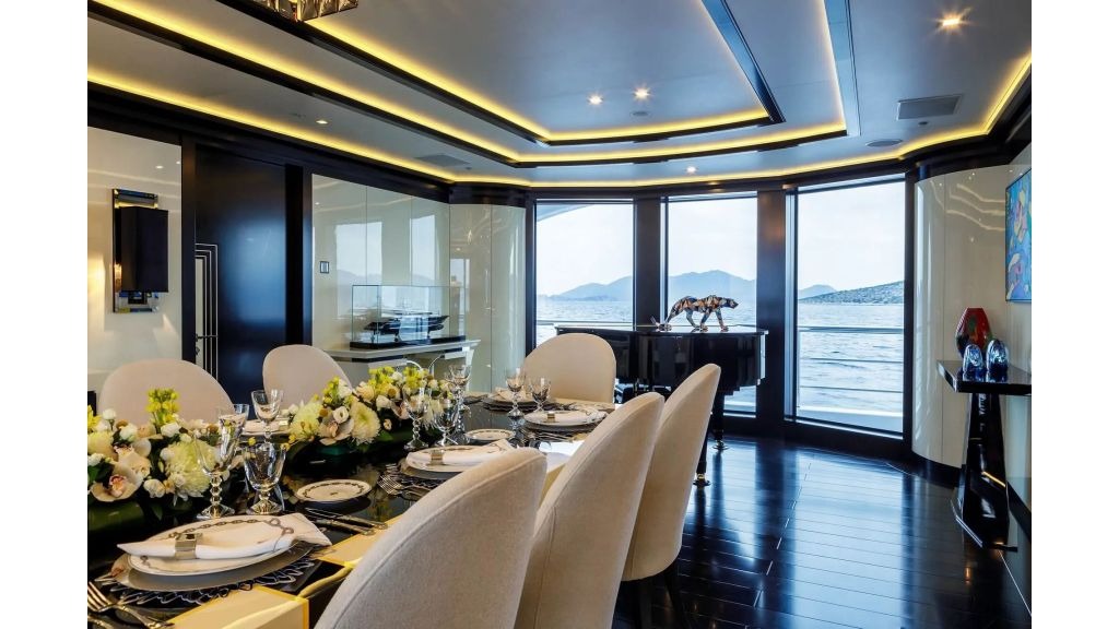 imgi_74_lady-vera-yacht-76-1024-576