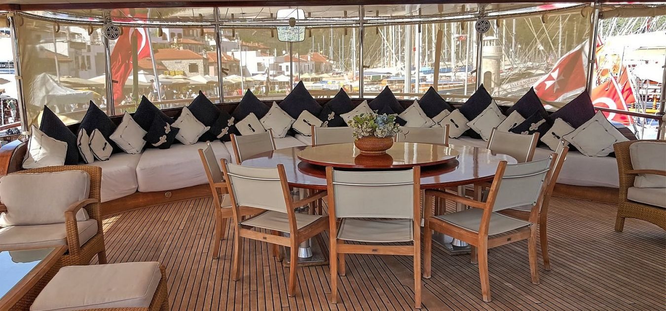 imgi_85_sea-dream-luxury-gulet-charter-master2-1350-630