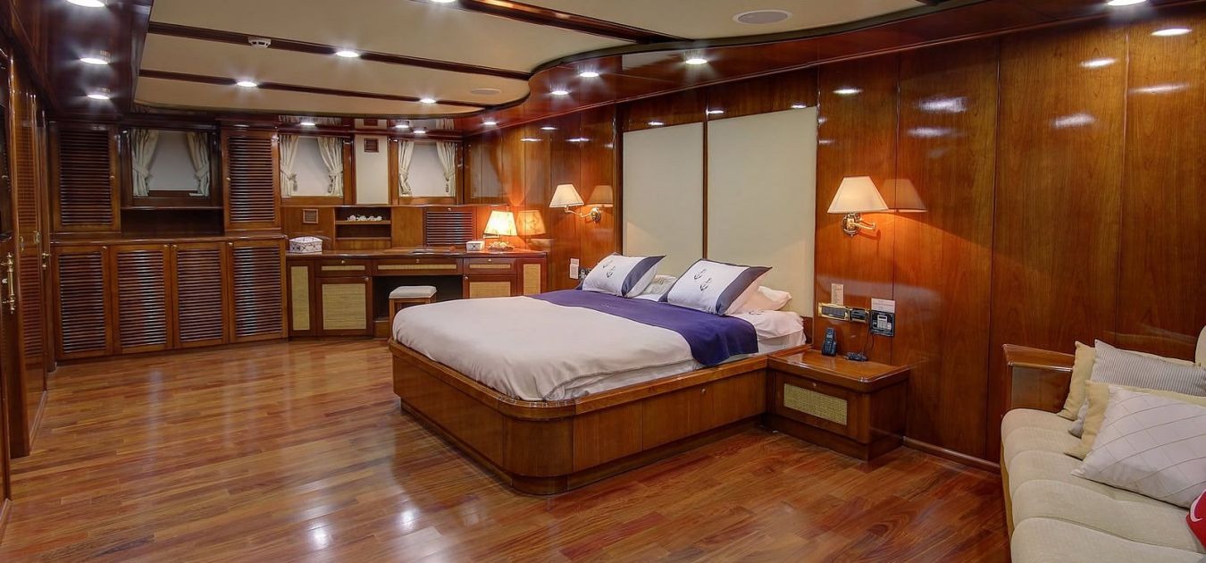 imgi_86_sea-dream-luxury-gulet-charter-master3-1350-630