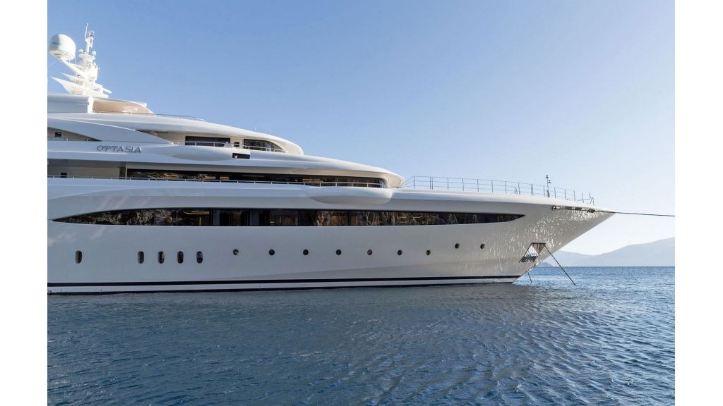 imgi_89_optasia-mega-yacht-20-1024-576