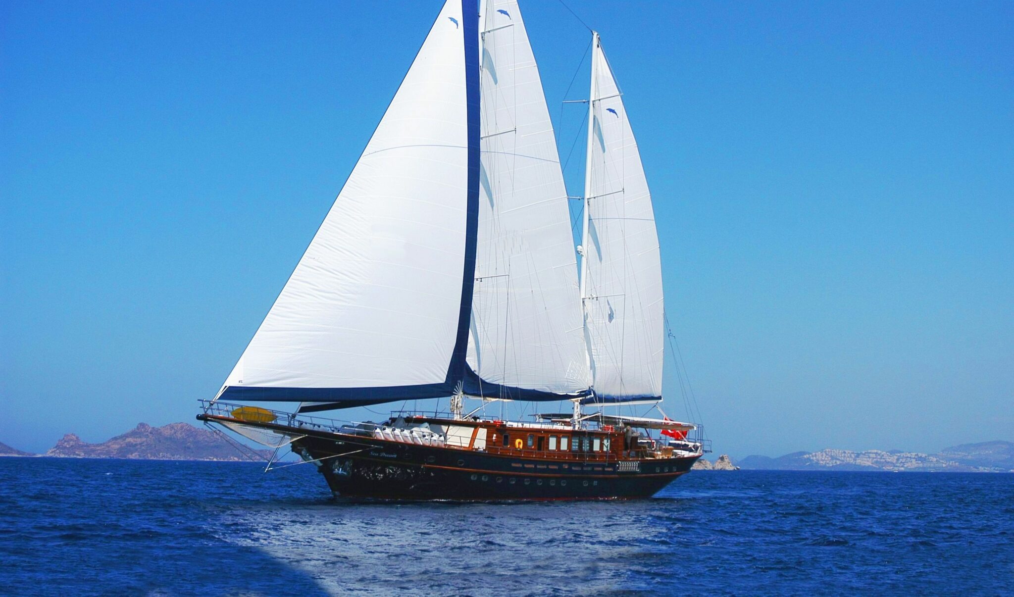 imgi_98_sea-dream-luxury-gulet-master-1-2048x1206