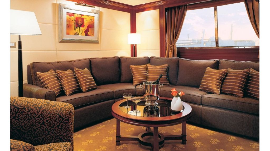 imgi_9_20130423070257-20130423070257-lauren_l-5--1024-576