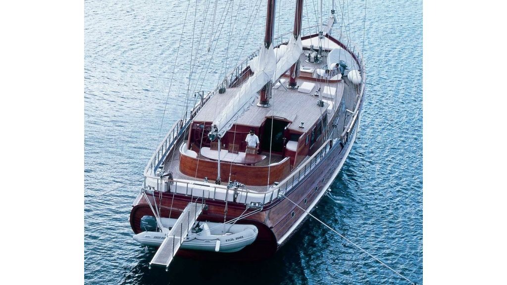 1288334907_gulet_eylul_deniz__1-1024-576