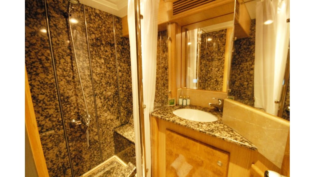 1288973474_sailing_yacht_suheyla_sultan_7-1024-576