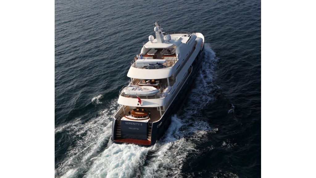 1299049232_motoryacht_serenity_9-1024-576