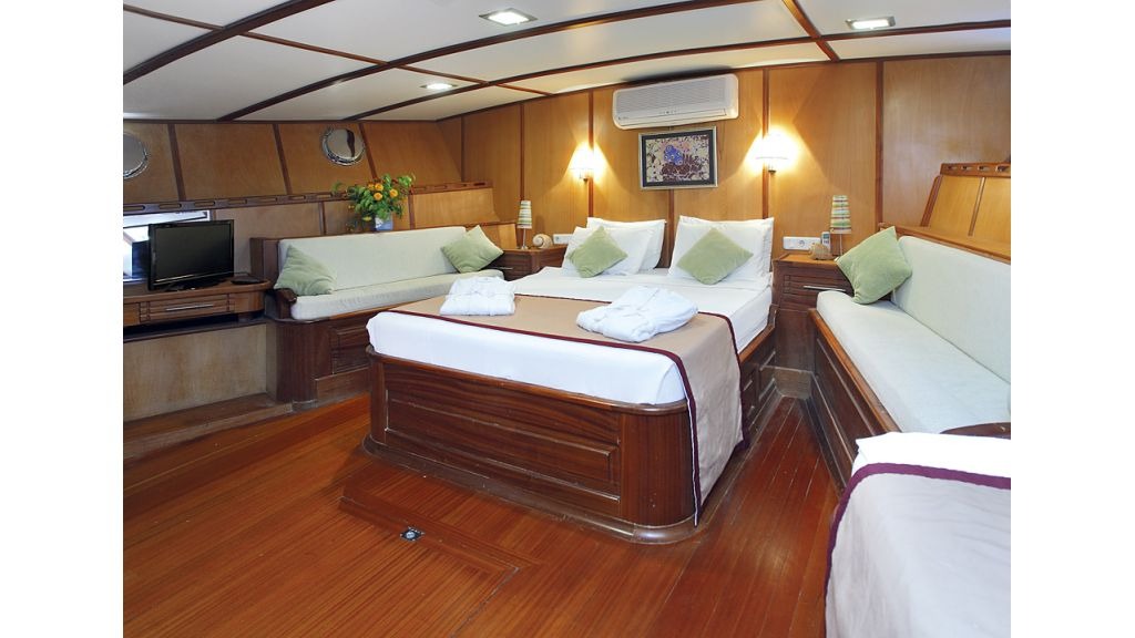 1329219161_sarayl___1_13-1024-576