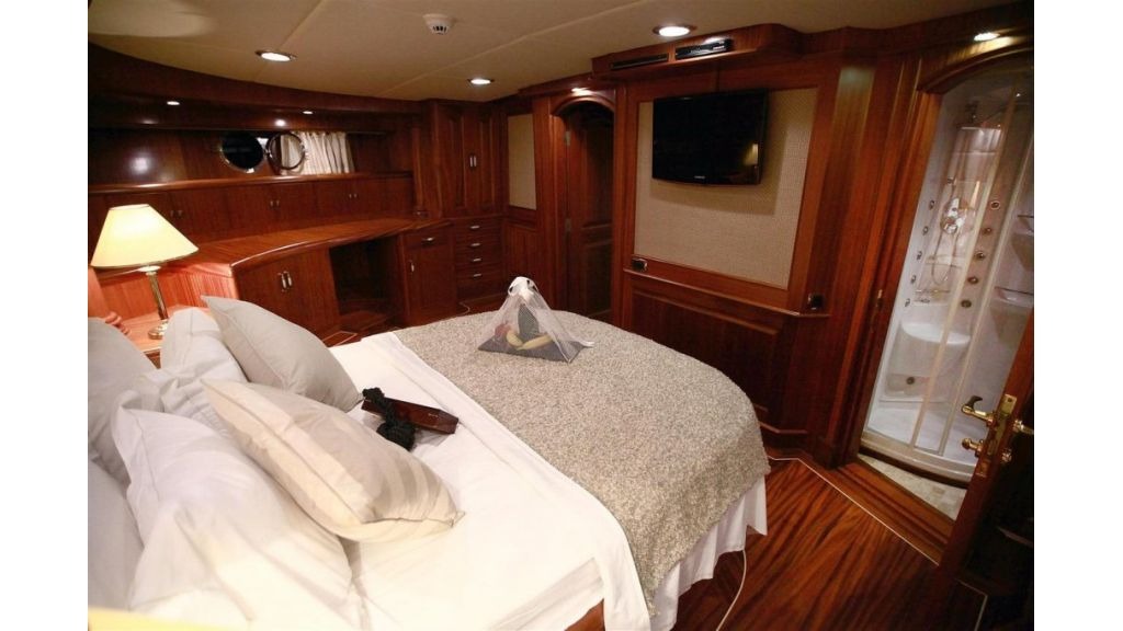 1349422192_nurten_a_gulet_15-1024-576