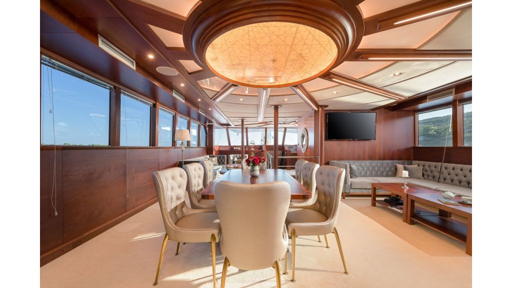 3-lg-salon-2-1024-576