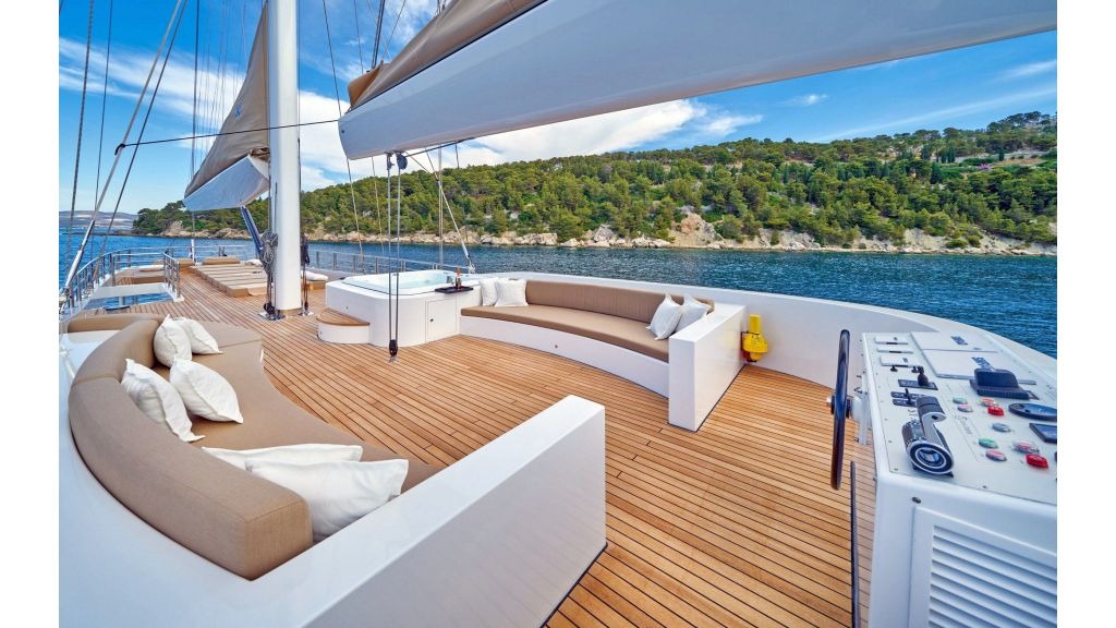 acapella-sailing-yacht-master-1024-576