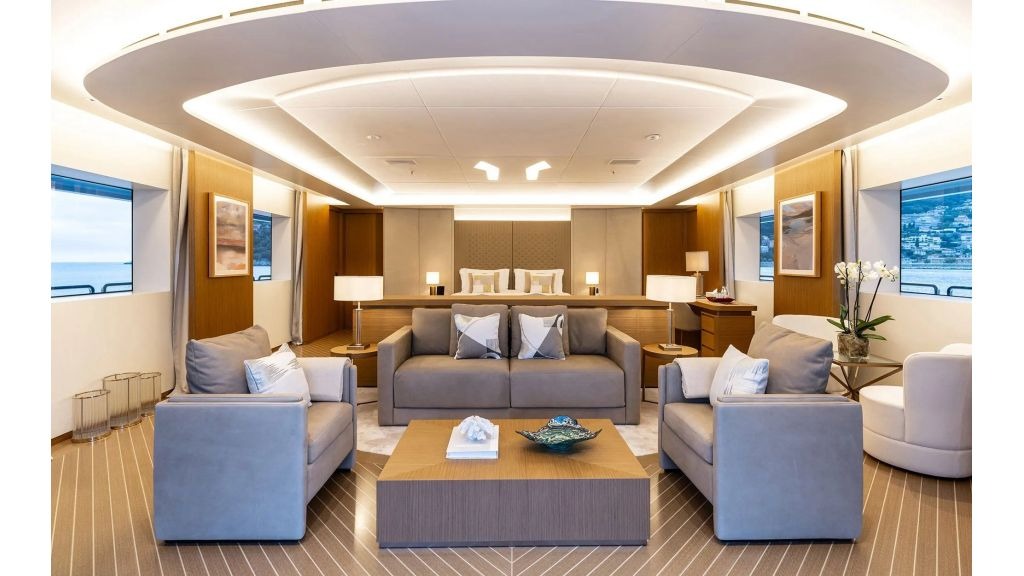 alfa-motor-yacht-008-1024-576