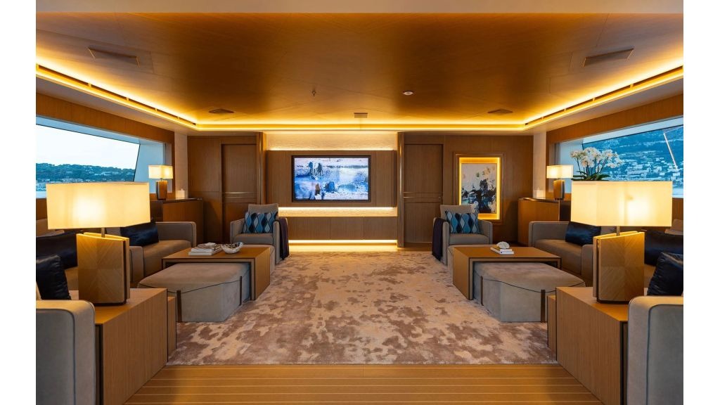 alfa-motor-yacht-021-1024-576