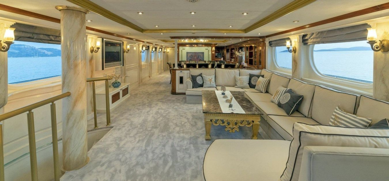 alkonost-motor-yacht-master-2-1350-630