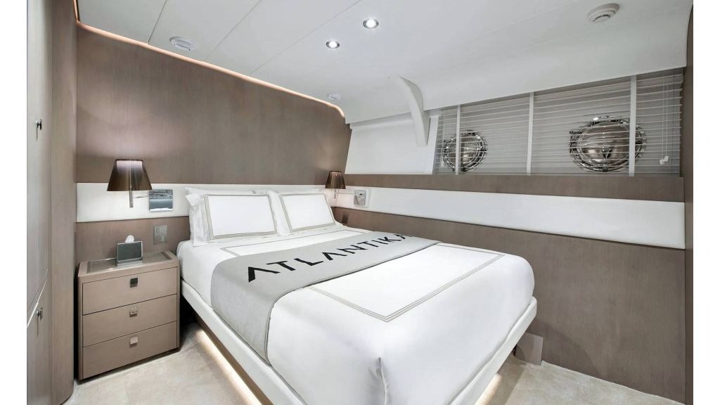 atlantika-sailing-yacht-31-1024-576