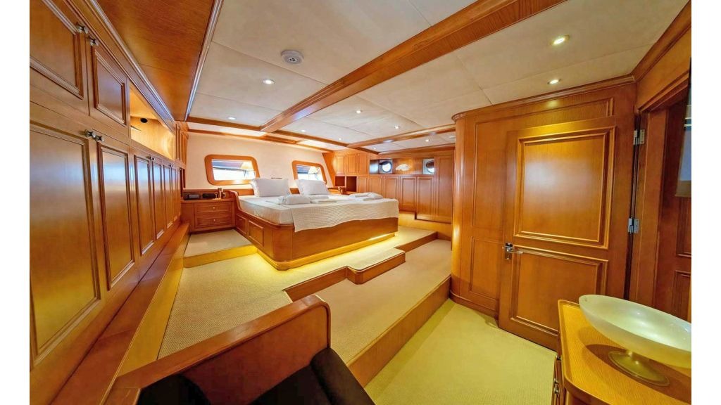 babylon-luxury-gulet-22-1024-576