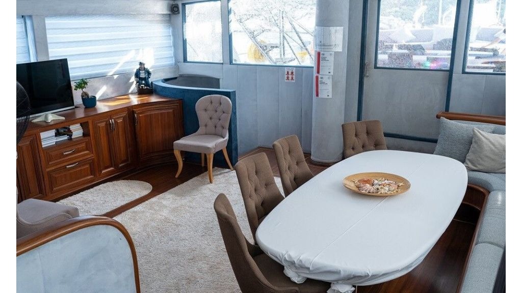 bella-mare-512-1024-576