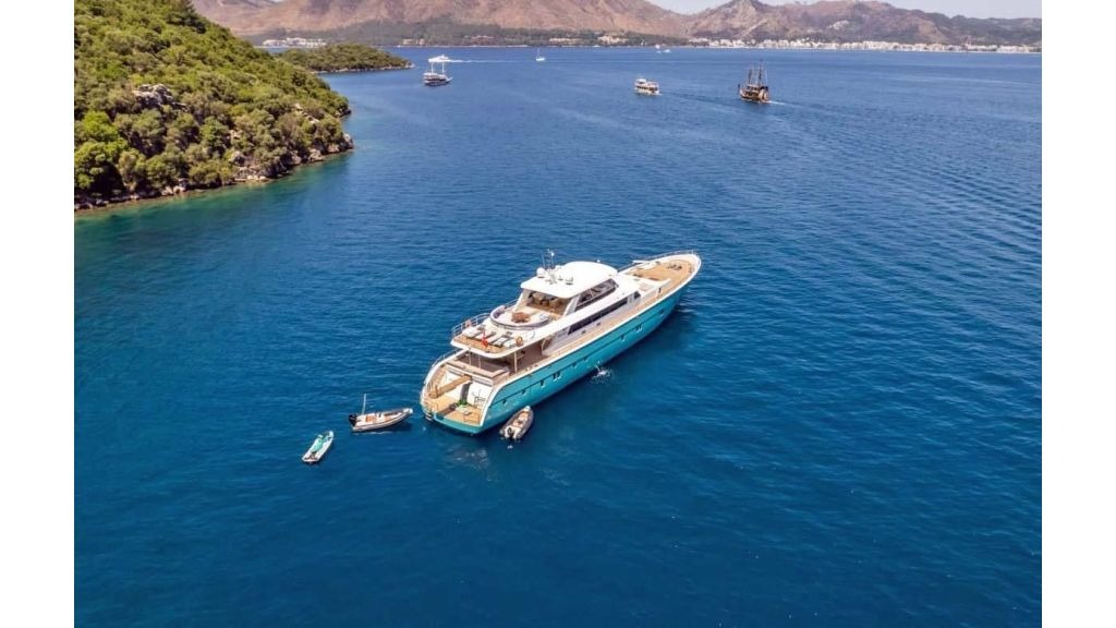 deepwater-yacht-5-1024-576