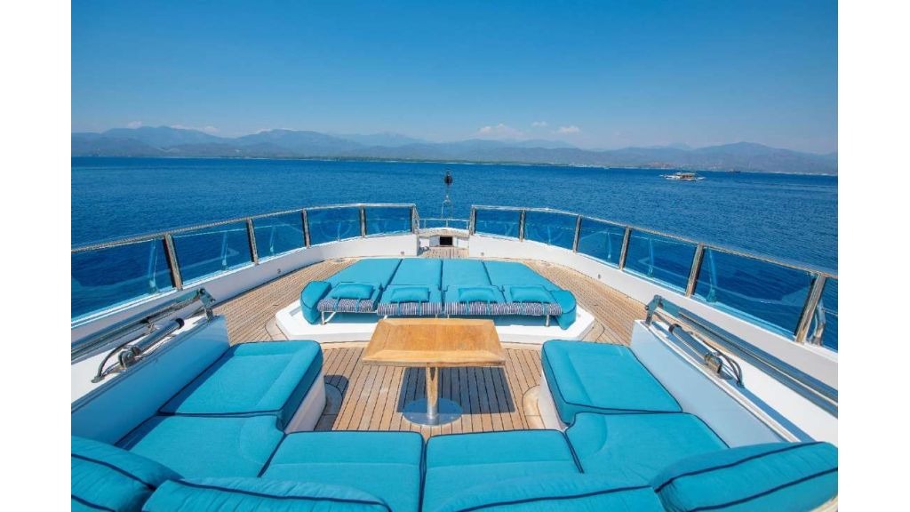 destiny_motor-yacht-10-1024-576