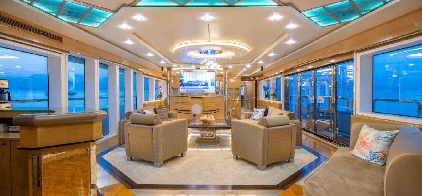 destiny_motor-yacht-19-master-2-1350-630