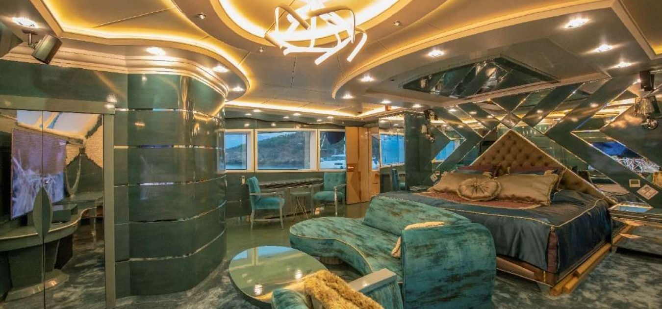 destiny_motor-yacht-23-master-3-1350-630