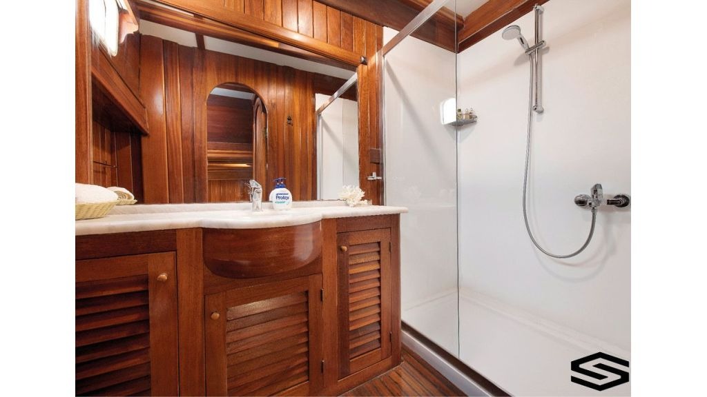 double-cabin-2-1024-576