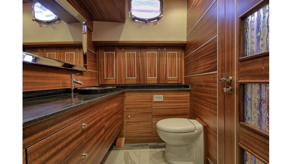 dragon-fly-luxury-gulet-17-1024-576