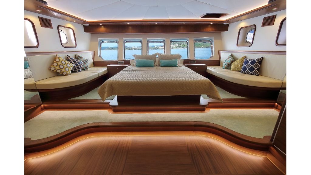 dragon-fly-luxury-gulet-47-1024-576