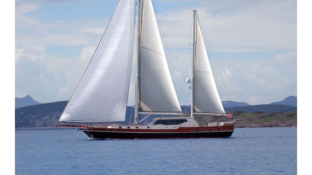 dragon-fly-luxury-gulet-5-1024-576