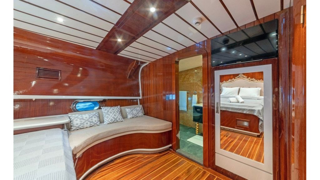 esma-sultan-7-1024-576