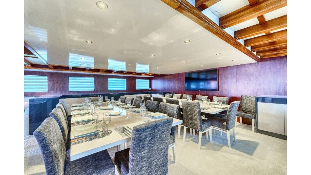 gulet-elara-1-5-1024-576