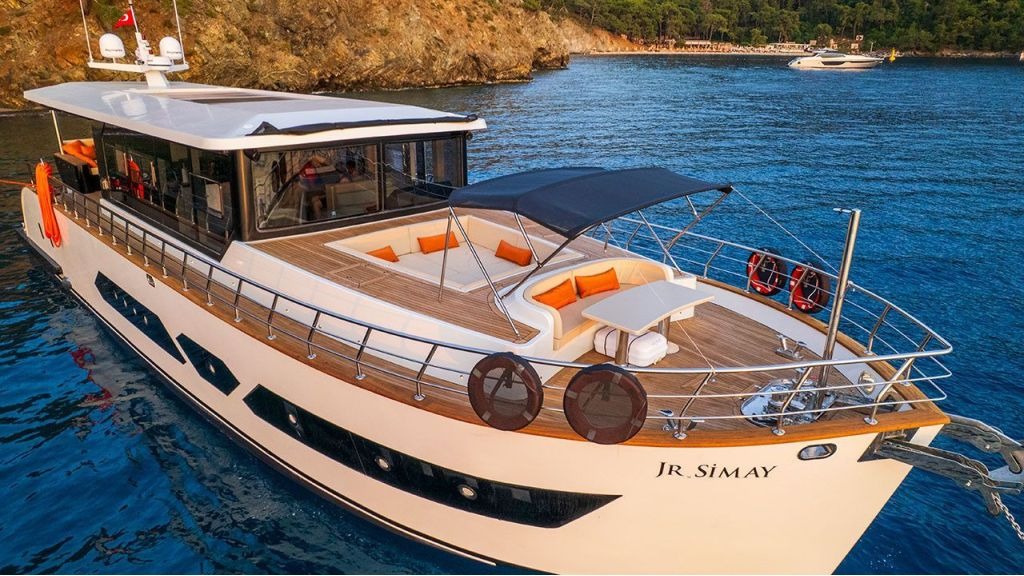 jr-simay-727-1024-576