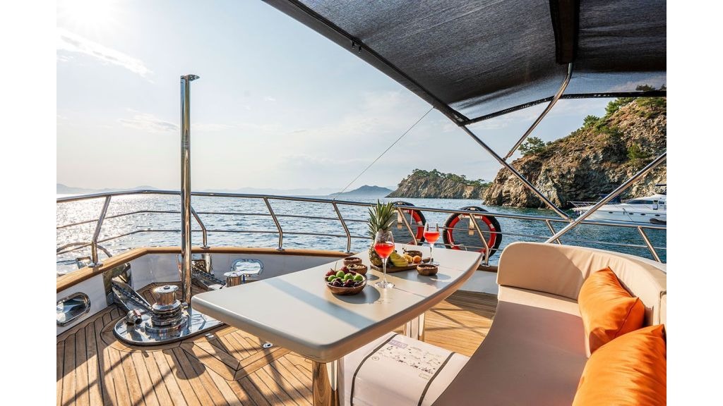 jr-simay-748-1024-576