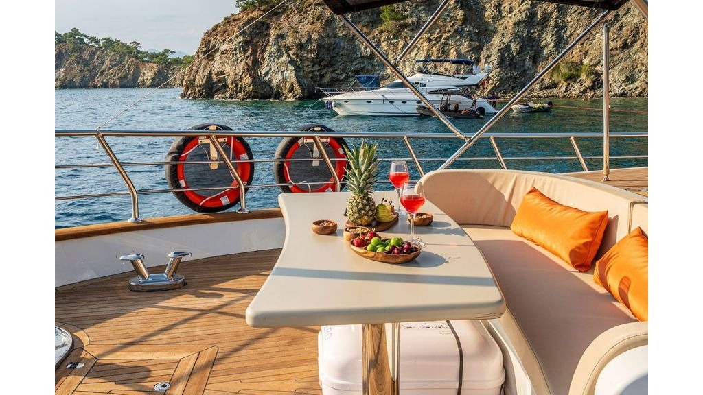 jr-simay-749-1024-576