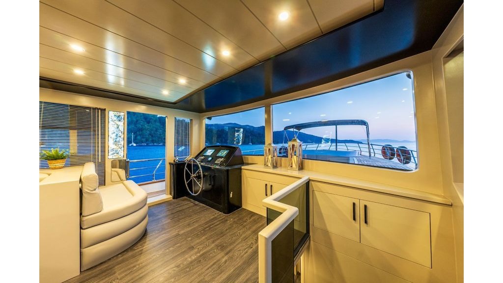 jr-simay-754-1024-576