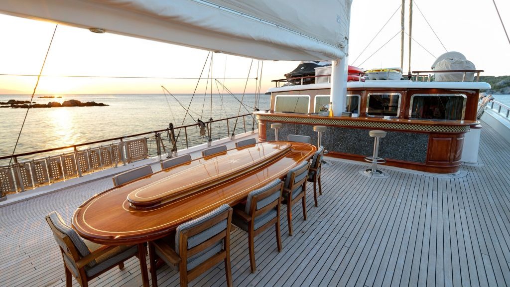 kaptan-kadir-luxury-gulet-42-1024-576
