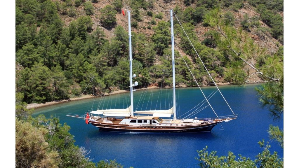 kaya-guneri-v-luxury-yacht-26-1024-576