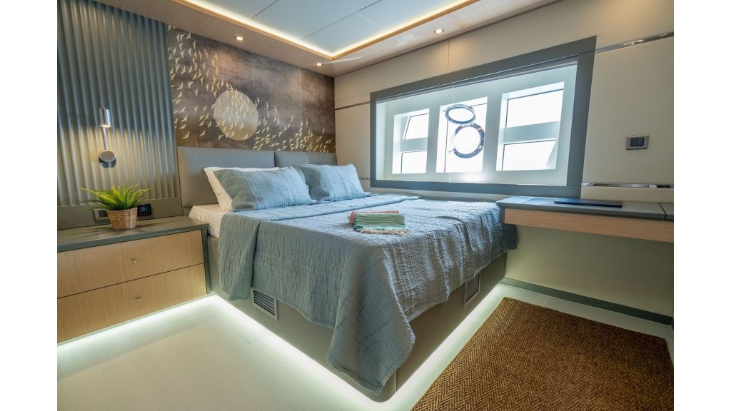 lavin-motor-yacht-026-1024-576