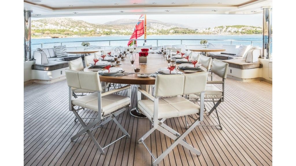 light-holic-12-1024-576